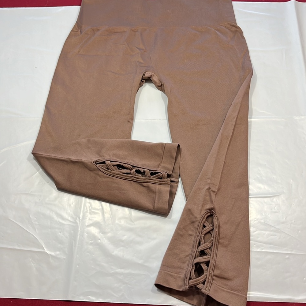 NEW L XL One5one BROWN CAPRI leggings criss cross Strappy cut out NYLON spandex